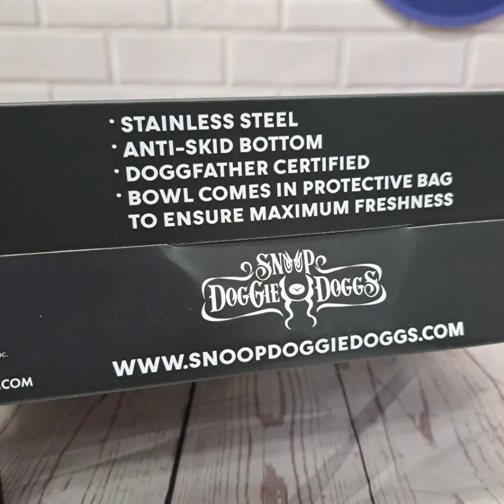 Snoop‎ Doggie Doggs - Deluxe Off The Chain Pet Bowl - Chrome  5 Cups NIB